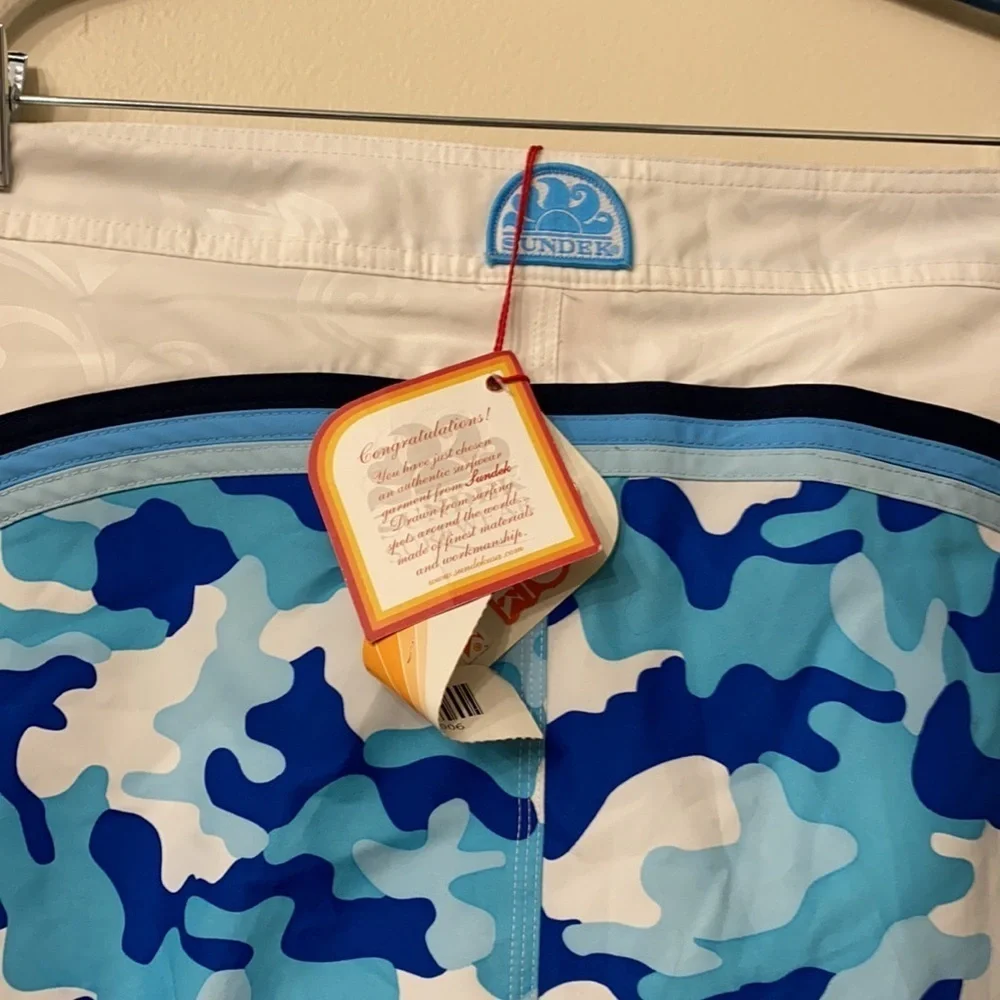 NWT Sundek Excalibur Blue Camo Swim Trunks (M3)